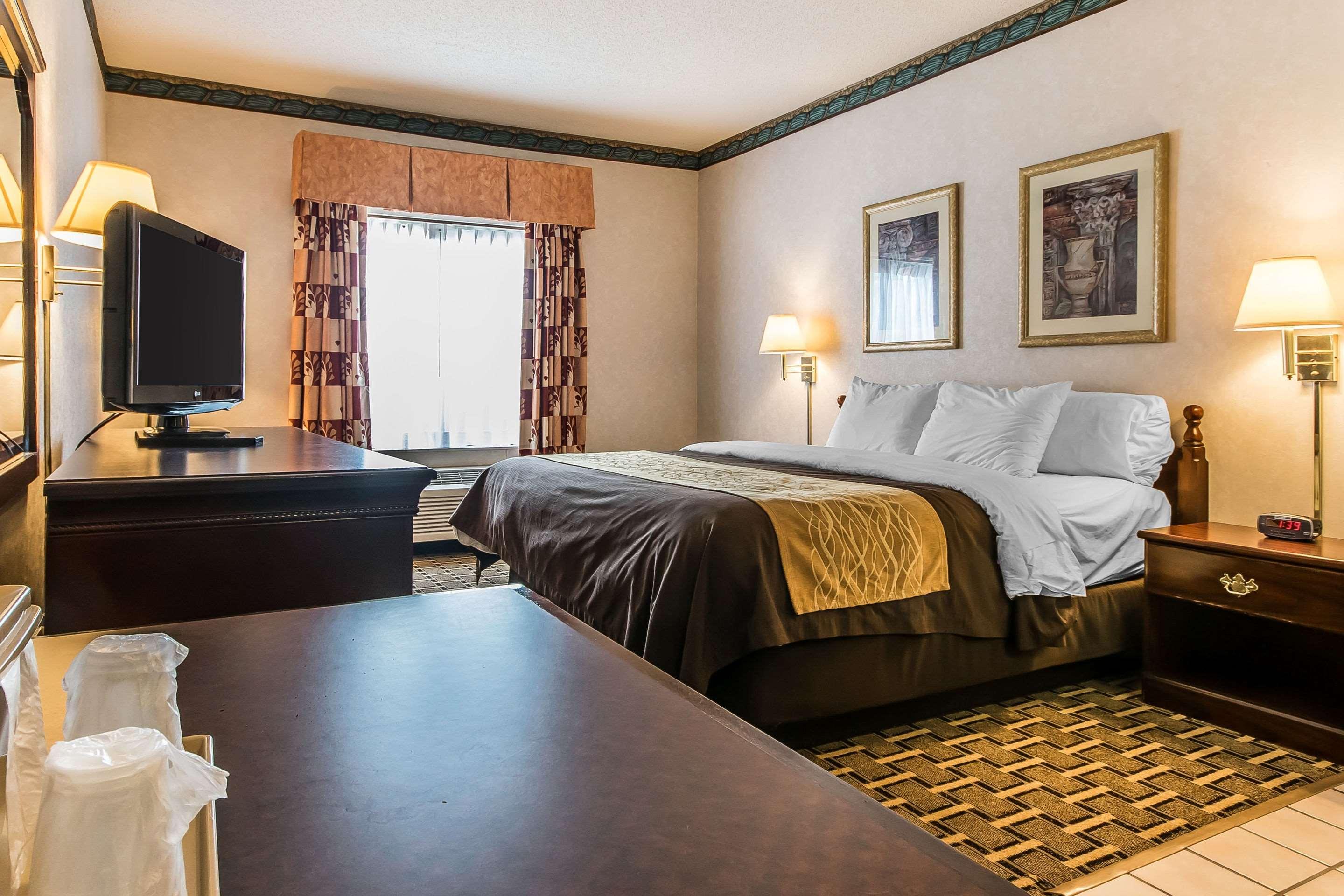Quality Inn & Suites Stacer Buitenkant foto