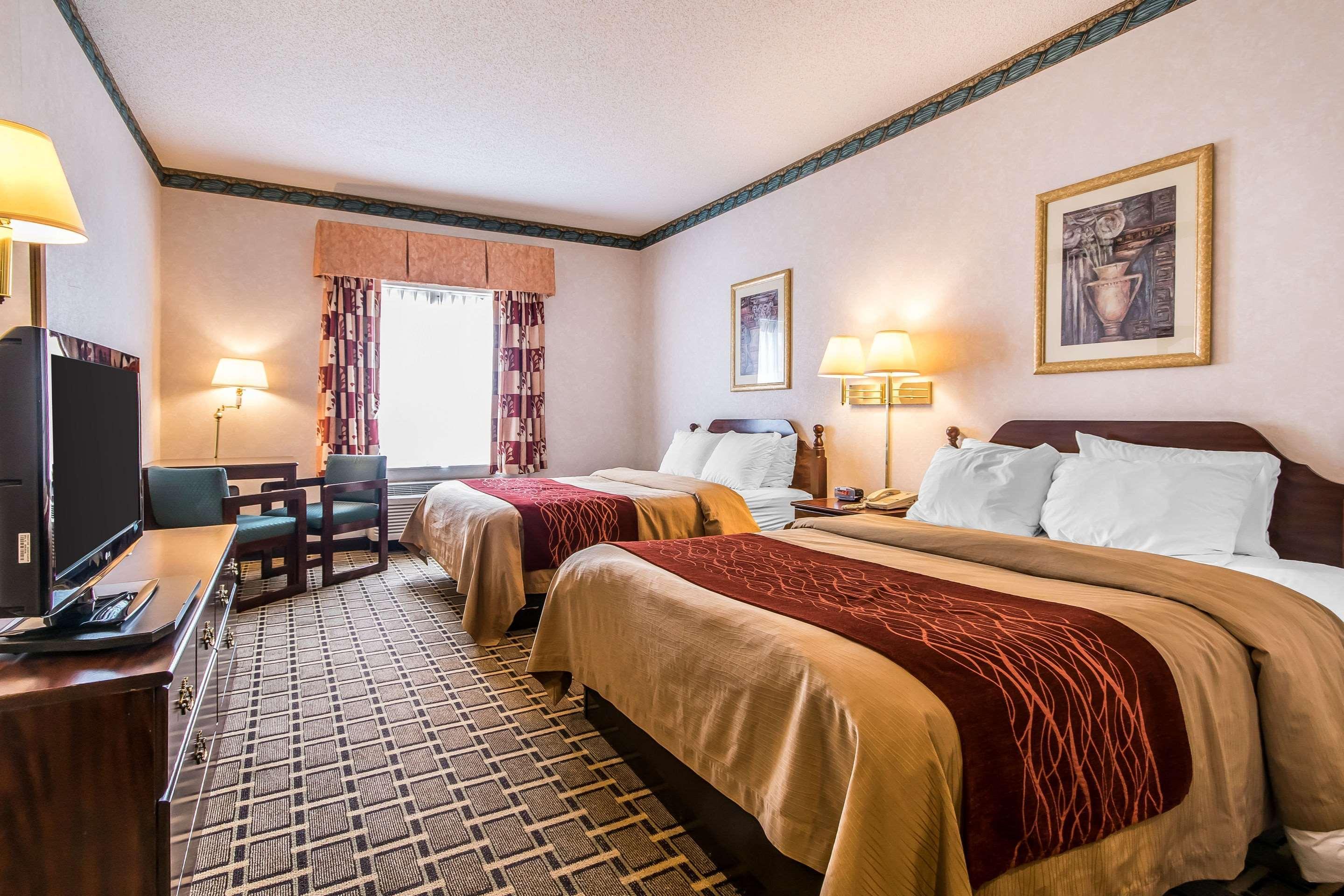 Quality Inn & Suites Stacer Buitenkant foto