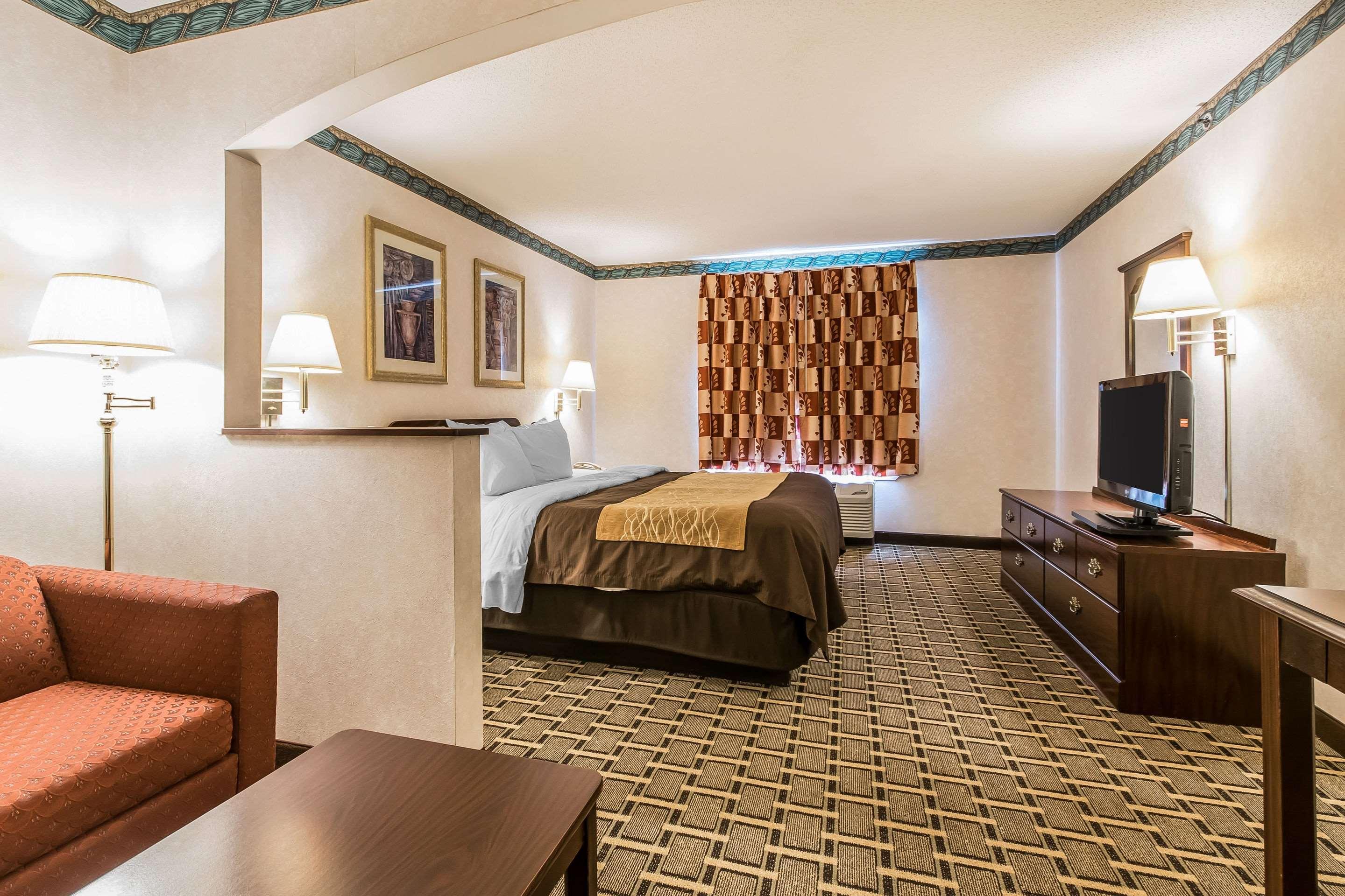 Quality Inn & Suites Stacer Buitenkant foto